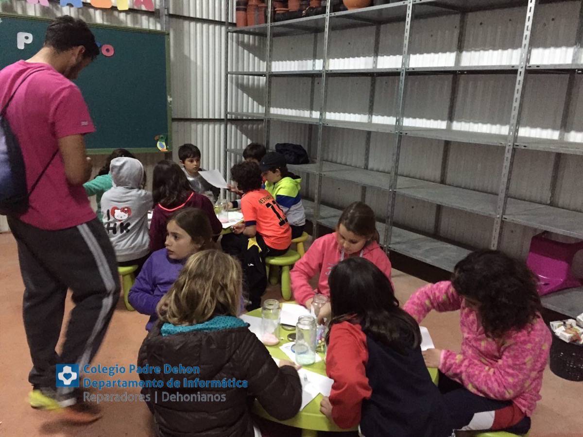 Photo919399636348807201