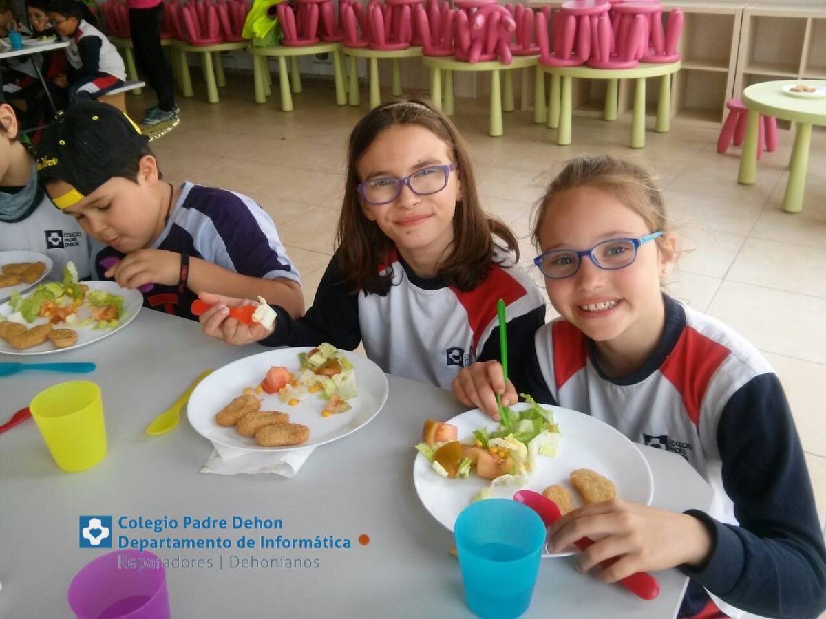 Photo938017469173442496