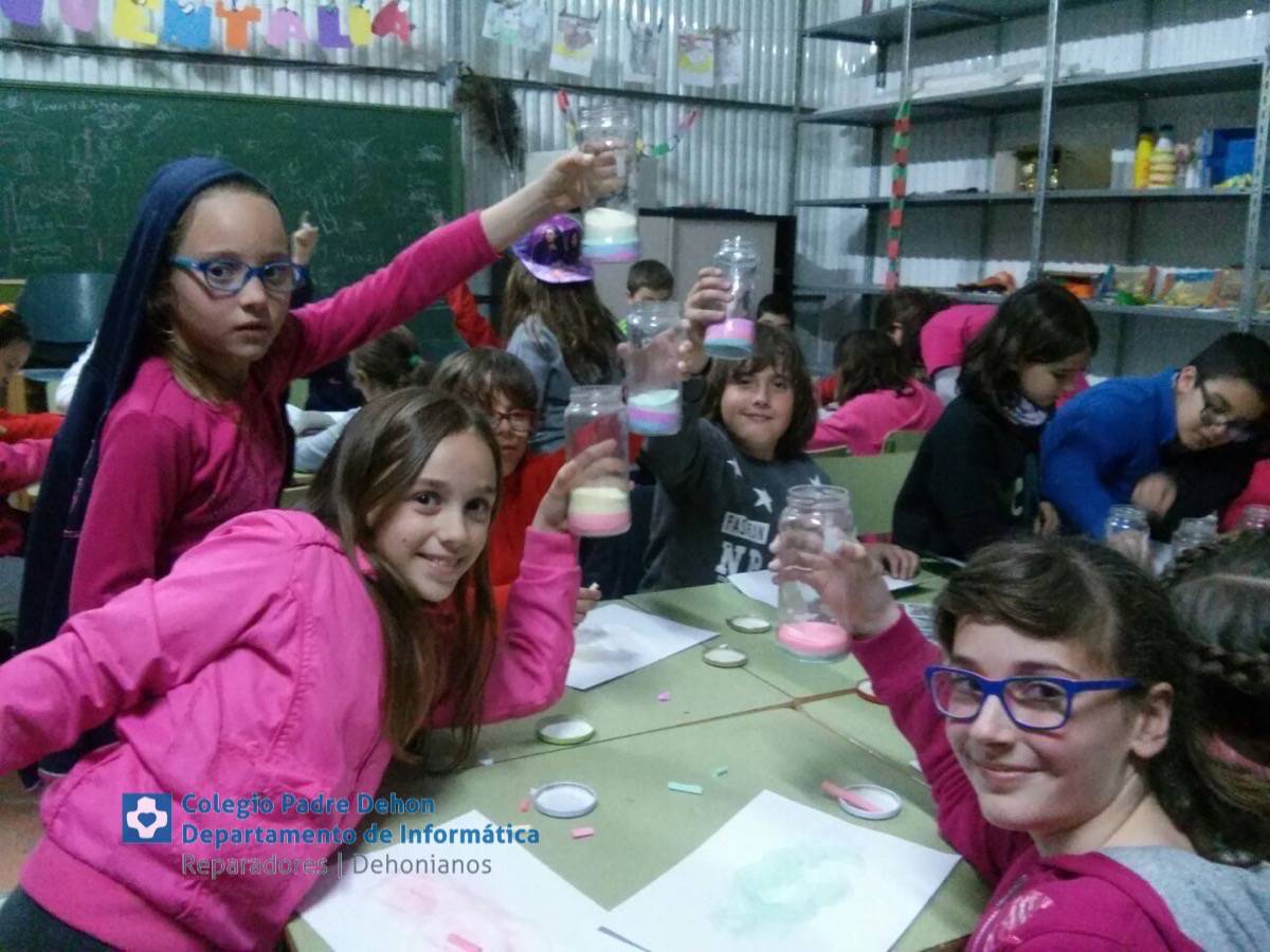 Photo938017469173442498