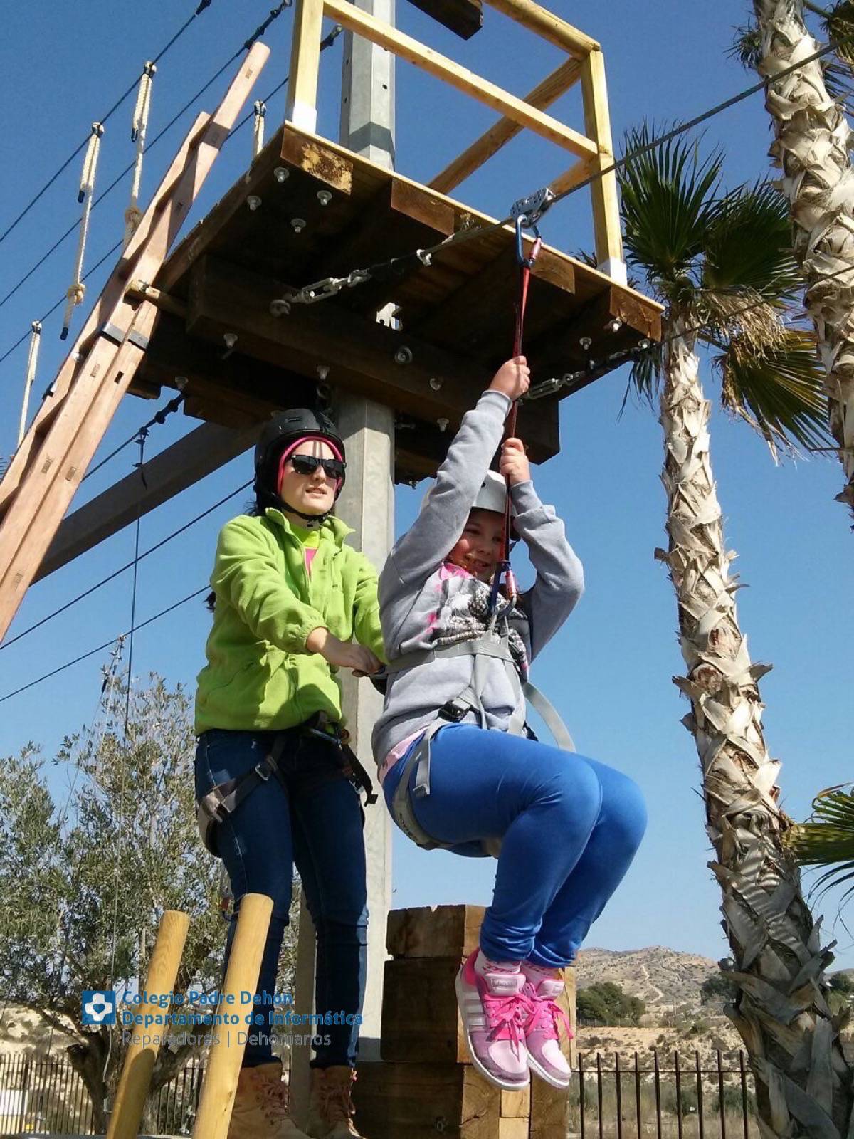 Photo938017469173442561