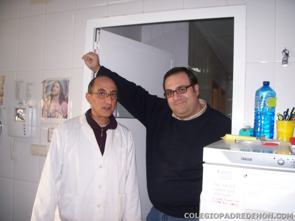 Cocina colegial 2008 00031